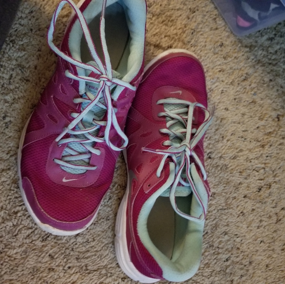 Nikes size 11